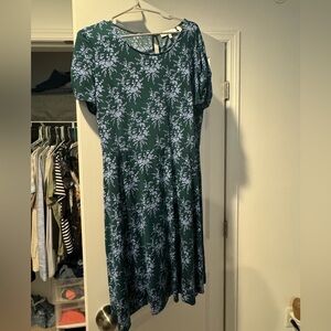 Lark & Ro size 16 woman’s dress